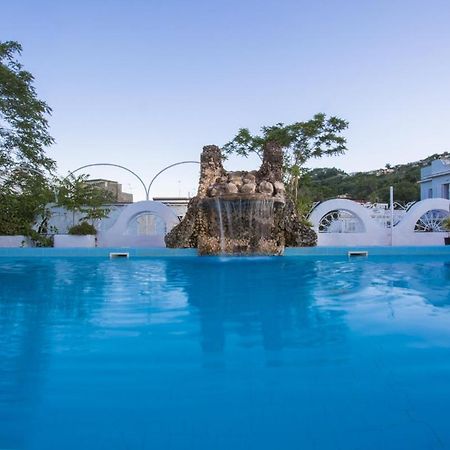 Hotel Terme Tirrenia Искья Экстерьер фото