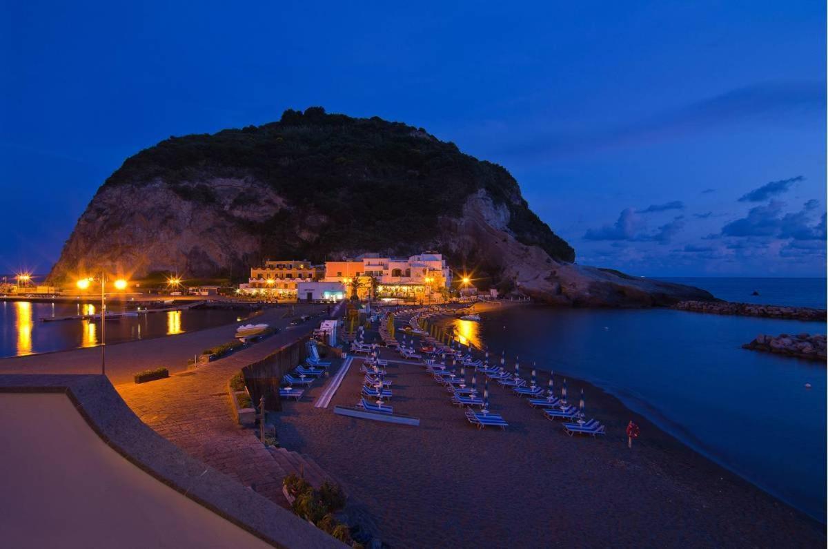 Hotel Terme Tirrenia Искья Экстерьер фото